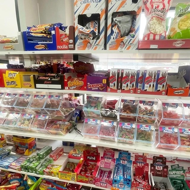 Amplia variedad de snacks en Ponteareas