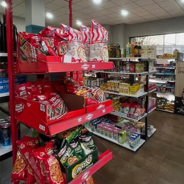 Productos de alimentación, snacks y droguería en 365 Express Ponteareas